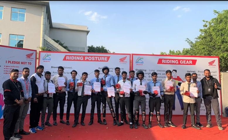 Honda Motorcycle & Scooter India conducts Road Safety Awareness